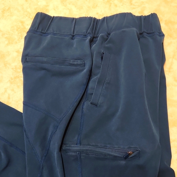 Benefit Nexus scrubs - Picture 5 of 5